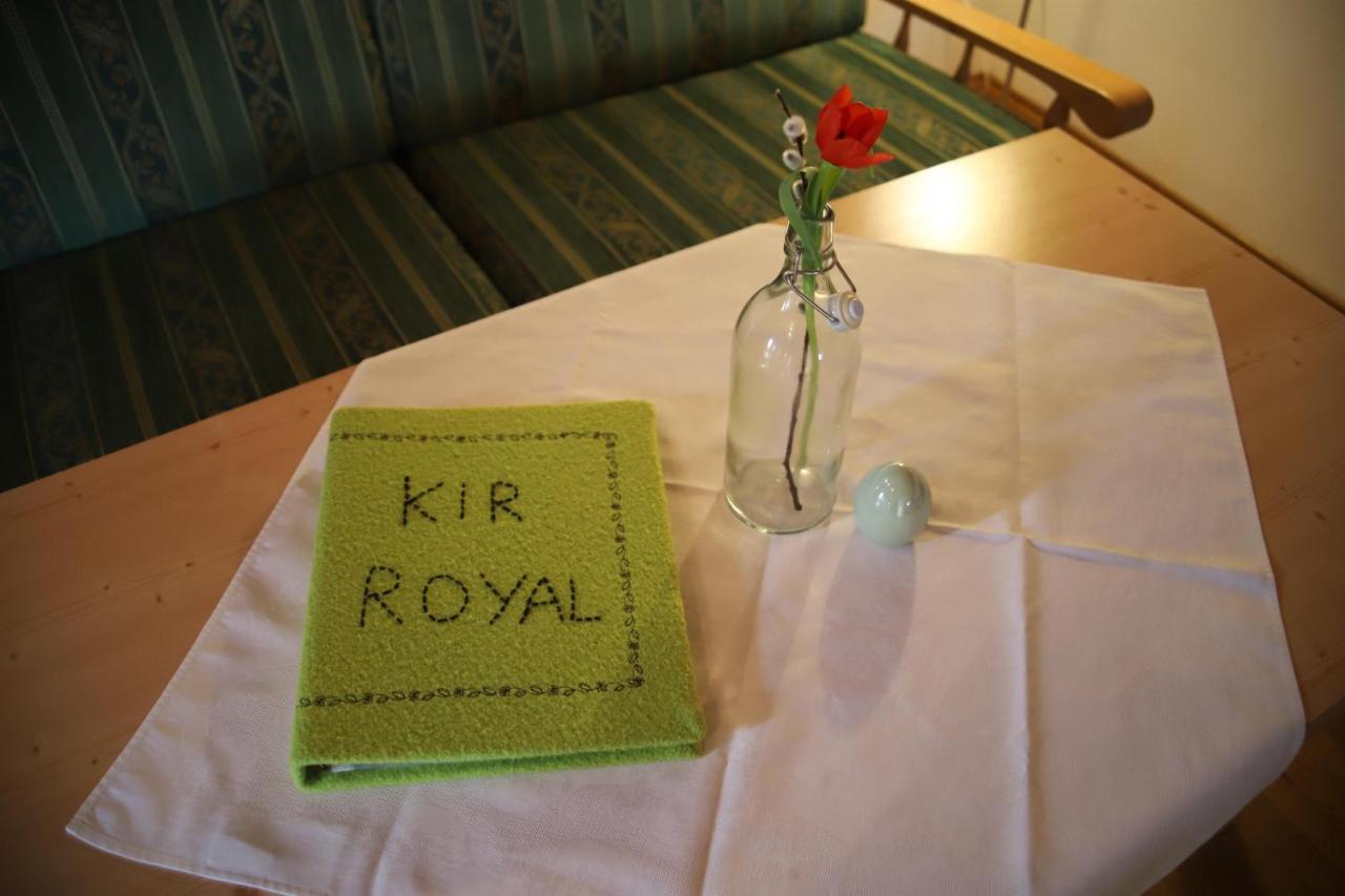 Ferienwohnungen Kir Royal 克伦 外观 照片